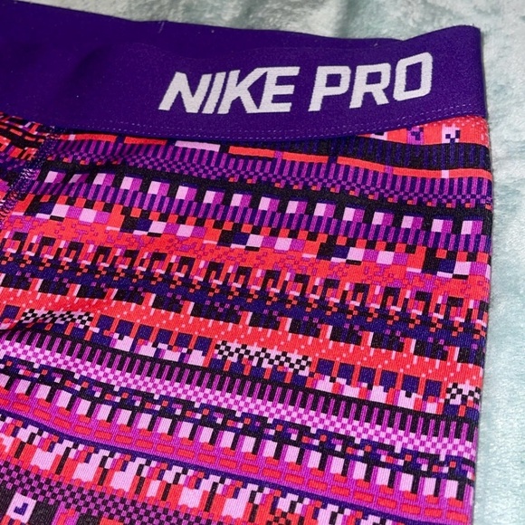 Nike Pro Multicolor Geometric Dri-FIT Leggings Women’s Small - Picture 4 of 11